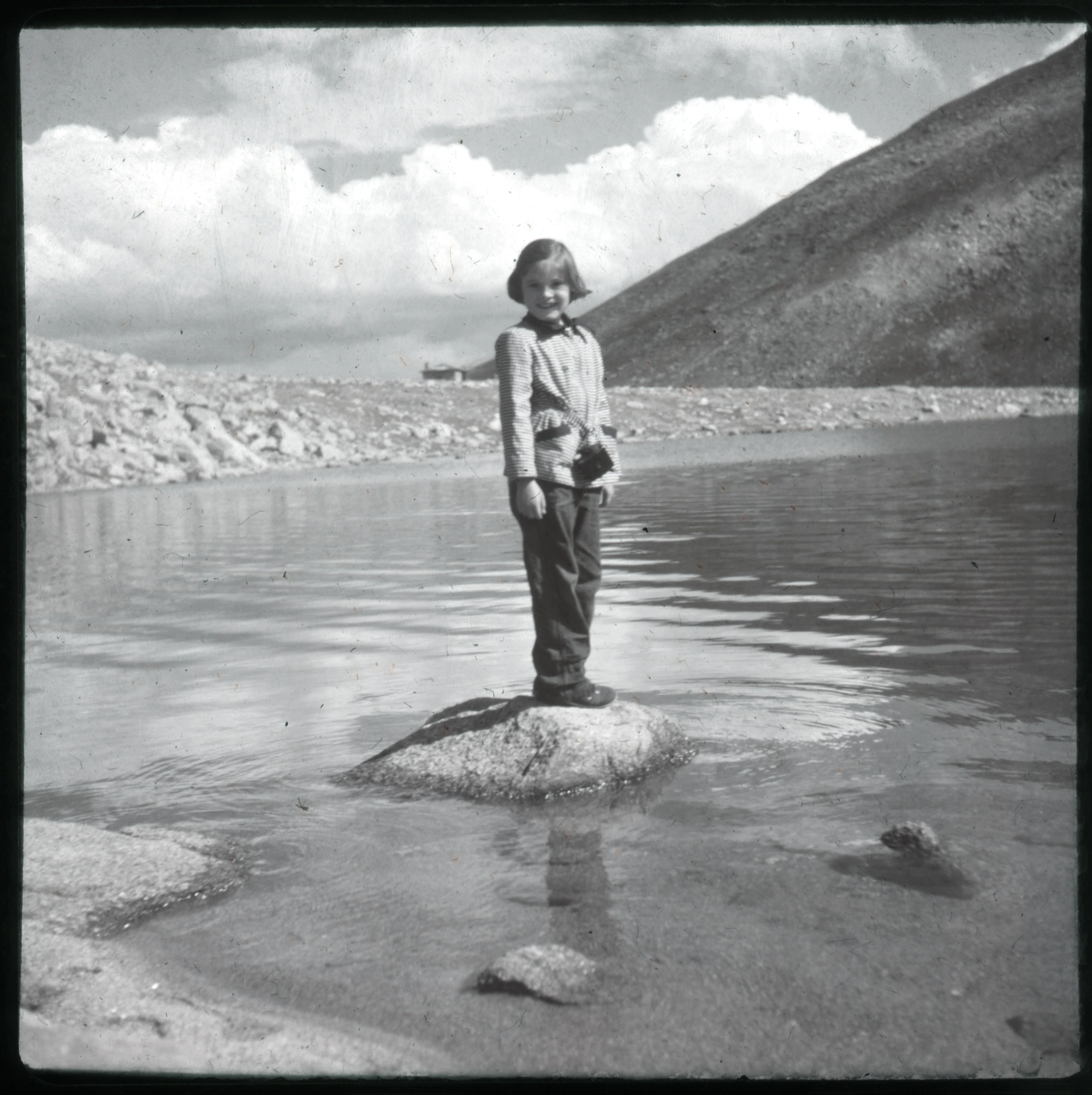 Slide 0886